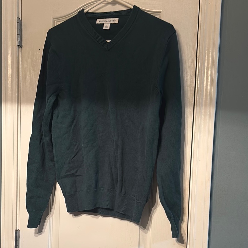 Amazon Essentials Men's V-Neck Sweater - Deep Green Small Used